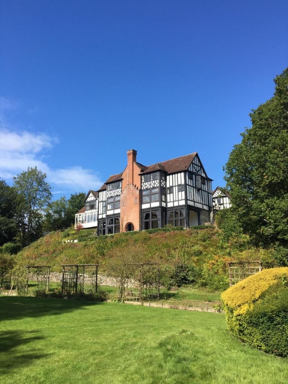 Caer Beris Manor House B&B Билт-Уэлс Экстерьер фото